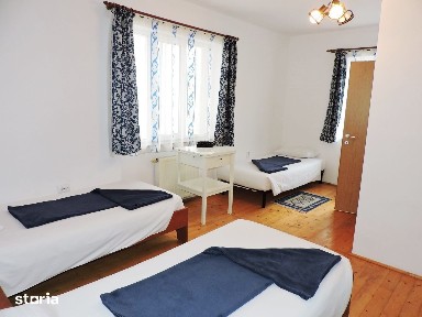 10 camere in vila, loc de parcare,in zona strazii Observator