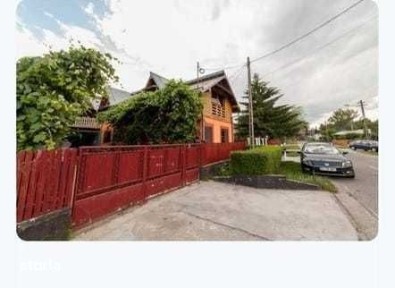 Casa cu teren de vanzare in Golesti (Stefanesti]