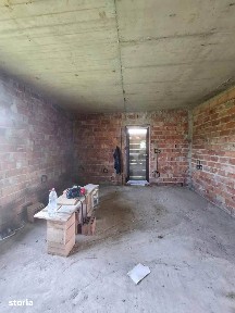 De vanzare vila la rosu din caramida, teren de 1600mp, Pret 76000euro