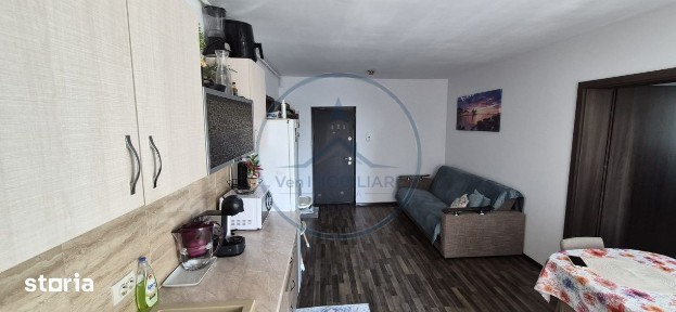 Apartament 3 camere, zona Subcteate