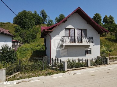 Casa in constructie 150 mp construiți și teren 1.330 mp - Doroteia