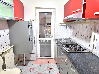 Apartament 2 camere, etajul 1, zona Scoala 8