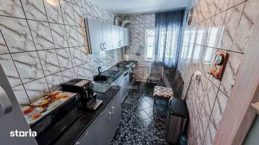 3 camere Baba Novac decomandat, et. 5, an 1981, metrou, 76 mp