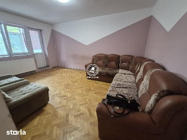 Apartament 3 camere decomandat de vanzare Tatarasi Iasi