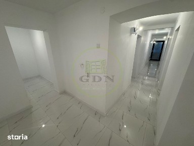 Apartament 3 camere, decomandat, 110.55 mp, Centru, zona Catedrala Sf.