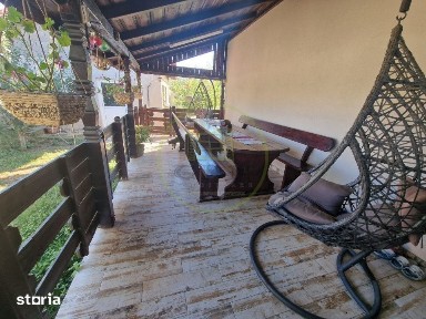 Casa P+1, suprafata utila totala 228mp, 426mp teren, cartier Lapus Ar