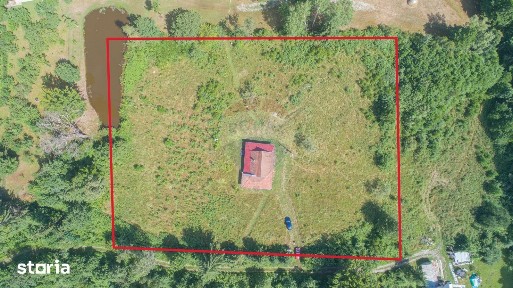 Casă de vacanță la poalele Munților Făgăraș | Teren 8.000 mp |