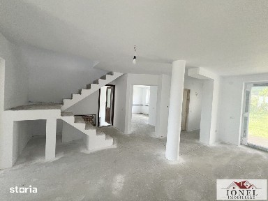 1/2 duplex semifinisat Alba Iulia