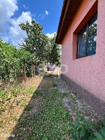 Casa in centrul comunei Corbii Mari, ideala pentru birouri, cabinet sa