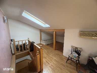 Casa Strada Orly Zona Liceelor (Titeica, Economic)