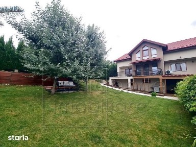 Pet friendly! Casa spatioasa cu 5 camere, Europa+2 Garaje