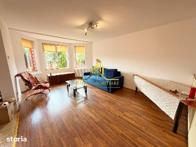 Casa, 4 camere, modern, parcare, curte, balcon, zona Semicentrala