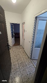 Vand ap 2 camere zona Piata Mare