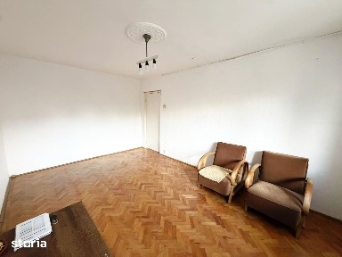 Apartament 3 camere decomandat, etaj 1 - Vlaicu Y-uri