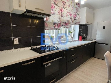 Apartament 3 camere, 77mp, 2 blacoane, boxa, loc parcare, mobilat si u