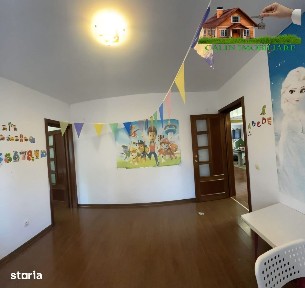Casă Centru Educațional Birouri Loc de Joaca 350 mp Miroslava