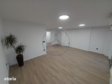 Spatiu comercial 70 mp, Zona ANDREI MURESANU