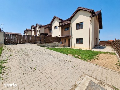 Casa tip duplex finisata, teren 380 mp, Dezmir zona str Criseni