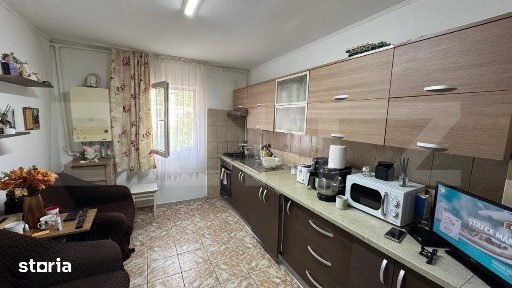 Apartament decomandat cu 3 camere spatioase si luminoase - etaj 3