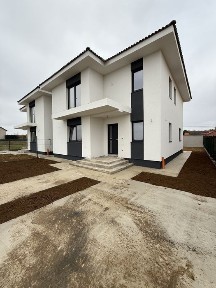 Casa de vanzare Sanmartin