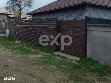 Locuinta moderna cu doua intrari separate, izolatie premium, zona verd