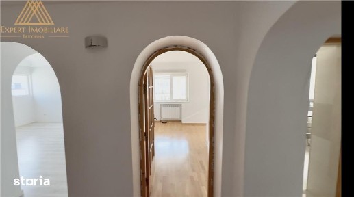 Apartament Luna 4 dormitoare de vanzare