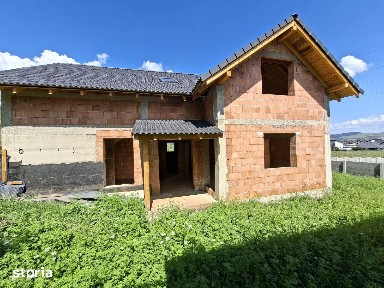Casa la rosu Alba Iulia