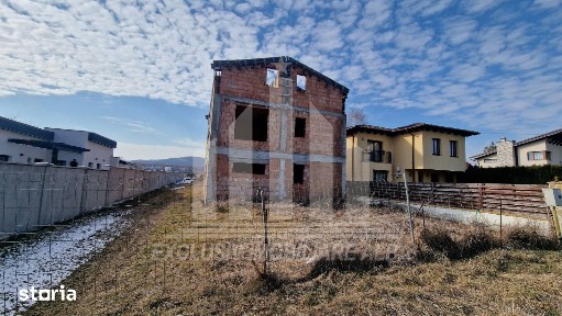 Casa individuala | La rosu | 260 mp | 583 mp teren | Cetate