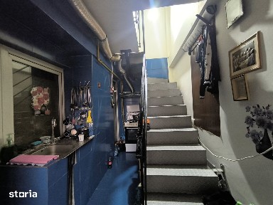 CENTRU - Casa solida cu etaj,la pret de apartament !