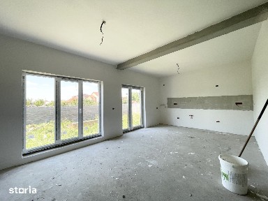 Duplex cu 3 camere - central Mosnita Veche