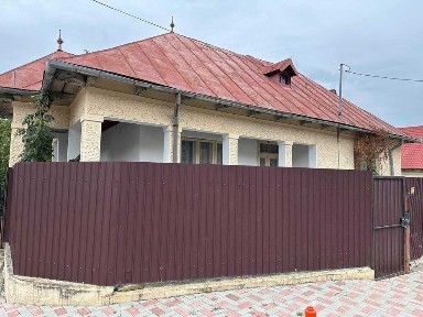 Casa si teren de vanzare Targu Ocna