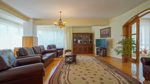 CASA vanzare BRASOV, potential deosebit - cartier Tractorul, 5 min mall Coresi