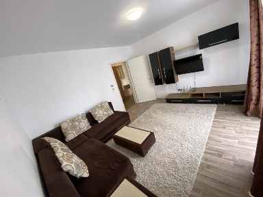 Inchiriez apartament 2 camere Avantgarden