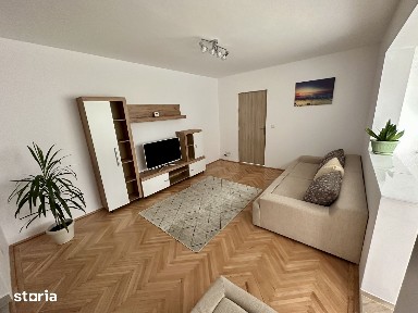 Proprietar închiriez apartament 2 cam Sagului