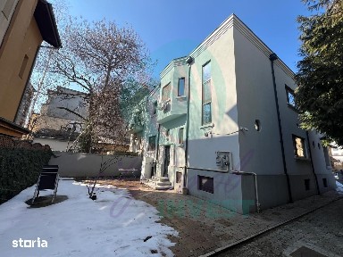 Vilă elegantă în Cotroceni | 320 mp | renovată integral | ideală sediu