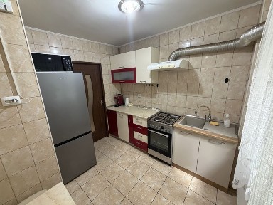Proprietar | 3 camere | Renovat | Berceni | P-ta Covasna | Bloc 4 etaje reabilitat