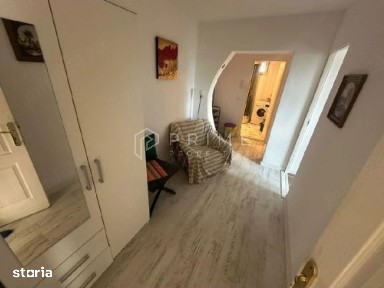DE ÎNCHIRIAT: Apartament cu 2 camere, complet utilat
