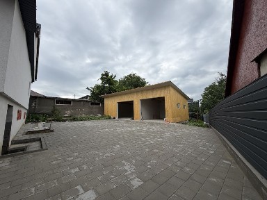 Casă renovată | 5 apartamente | 800 mp teren | Fălticeni | Ideală pentru investiție