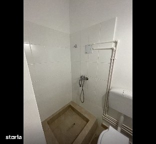 Garsonieră confortabilă de închiriat în Dristor/Baba Novac