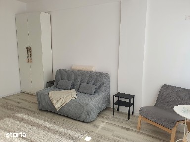 Garsoniera cocheta Drumul Gura Putnei, parcare inclusa, centrala