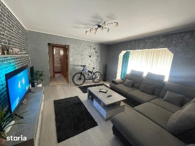 Apartament cu 3 camere, confortabil, etaj 3