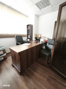 Spatiu birouri de inchiriat, ultracentral, 70 mp, Radauti