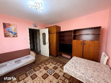 Vand apartament cu 2 camere pe strada Pomilor, et. 2, in Reghin