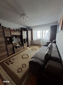 Apartament 3 camere, et. 2, 70 mp utili, Bd. Traian