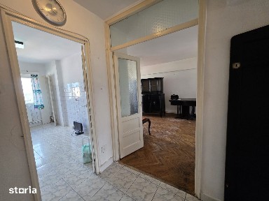 Apartament 3 camere decomandat Deva Bulevardul Decebal-Galeria de Arta