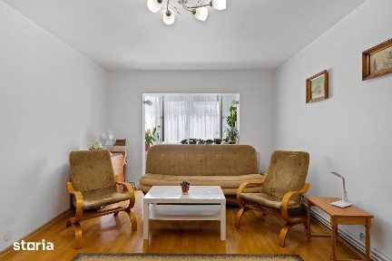 De vânzare Apartament 3 camere Mobilat si utilat., et. 3/4 Alfa, Arad.