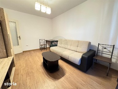 Apartament decomandat 2 camere cu balcon zona Mihai Viteazul