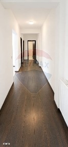 Apartament 3 camere de vanzare pe str Volovatului Radauti