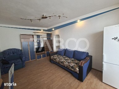 Apartament de vanzare cu 3 camere si balcon Mihai Viteazul numarul 23