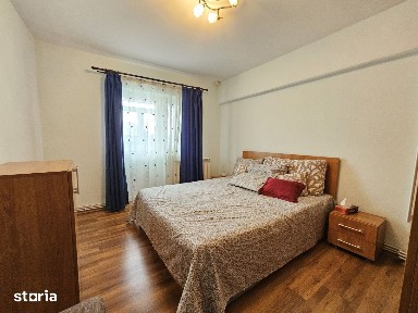 Apartament 3 camere, zona Pacurari Moara de Foc